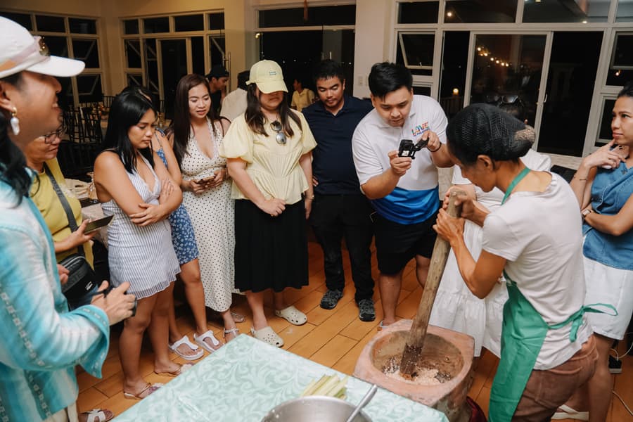 Local Food Experience with Papagabs Travel and Tours